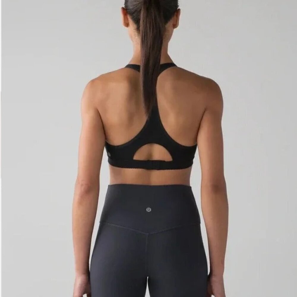 127 Lululemon All Day Breeze Bra True Navy